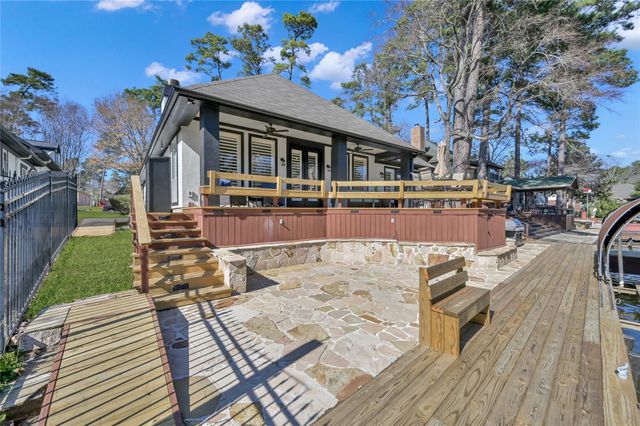 12407 Browning Drive, Montgomery, TX 77356