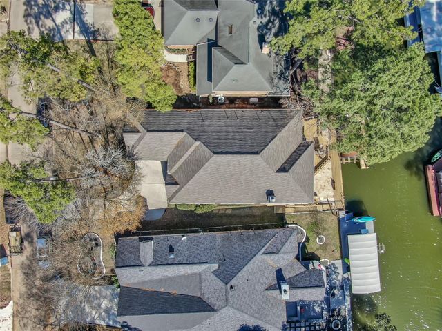 12407 Browning Drive, Montgomery, TX 77356