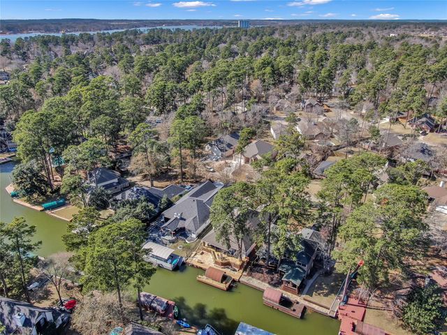 12407 Browning Drive, Montgomery, TX 77356