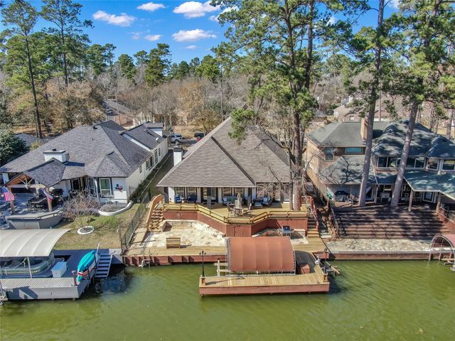 12407 Browning Drive, Montgomery, TX 77356