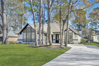 12407 Browning Drive, Montgomery, TX 77356