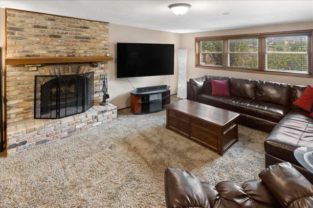 5121 148th Path W, Apple Valley, MN 55124