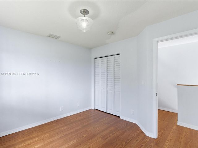 3776 San Simeon Cir, Weston, FL 33331