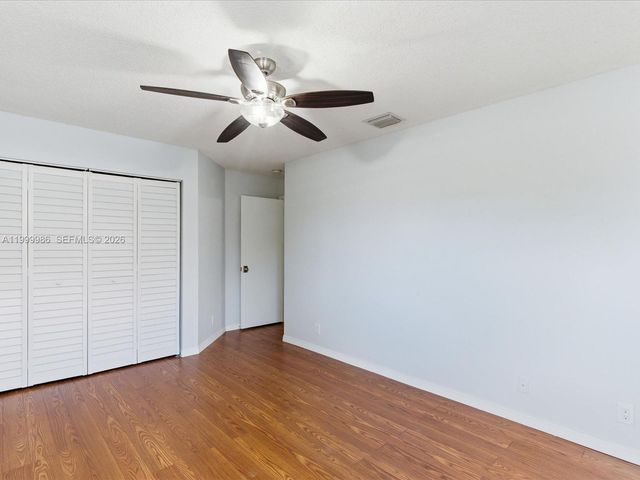 3776 San Simeon Cir, Weston, FL 33331