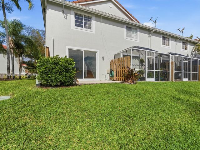 3776 San Simeon Cir, Weston, FL 33331