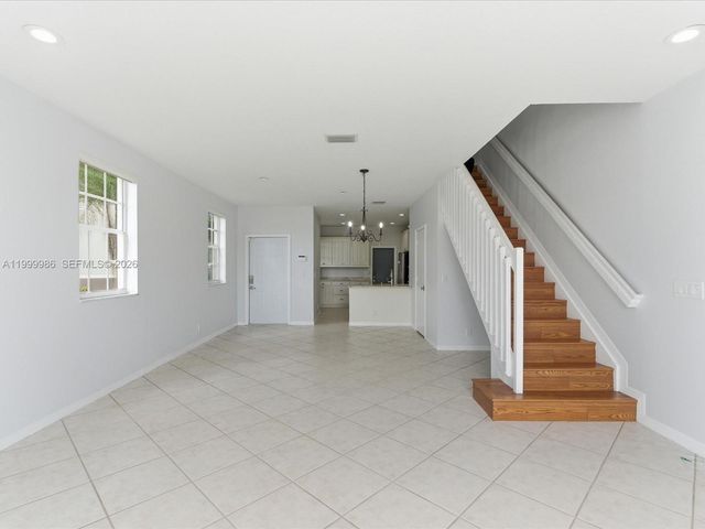 3776 San Simeon Cir, Weston, FL 33331