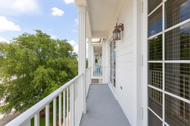 6807 Lakeside Circle N 102-1, Davie, FL 33314