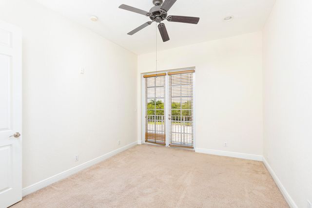6807 Lakeside Circle N 102-1, Davie, FL 33314