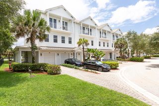 6807 Lakeside Circle N 102-1, Davie, FL 33314