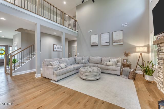 179 Tanners Cove, Johnson City, TN 37615