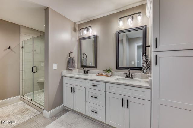 179 Tanners Cove, Johnson City, TN 37615