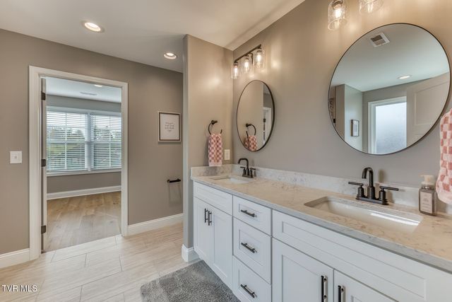 179 Tanners Cove, Johnson City, TN 37615