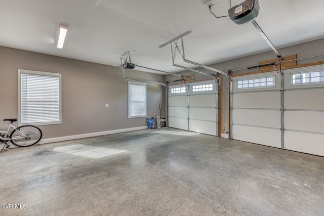 179 Tanners Cove, Johnson City, TN 37615