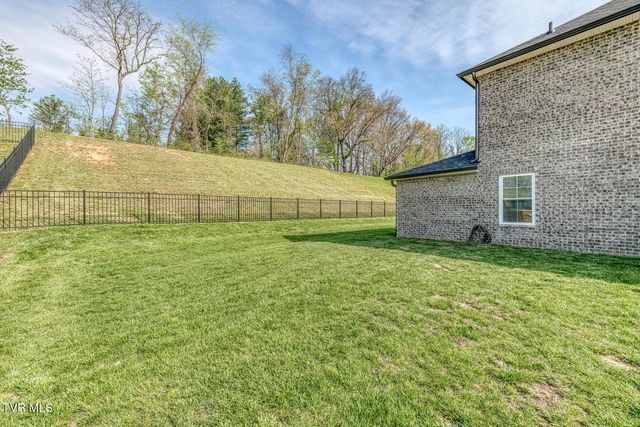 179 Tanners Cove, Johnson City, TN 37615