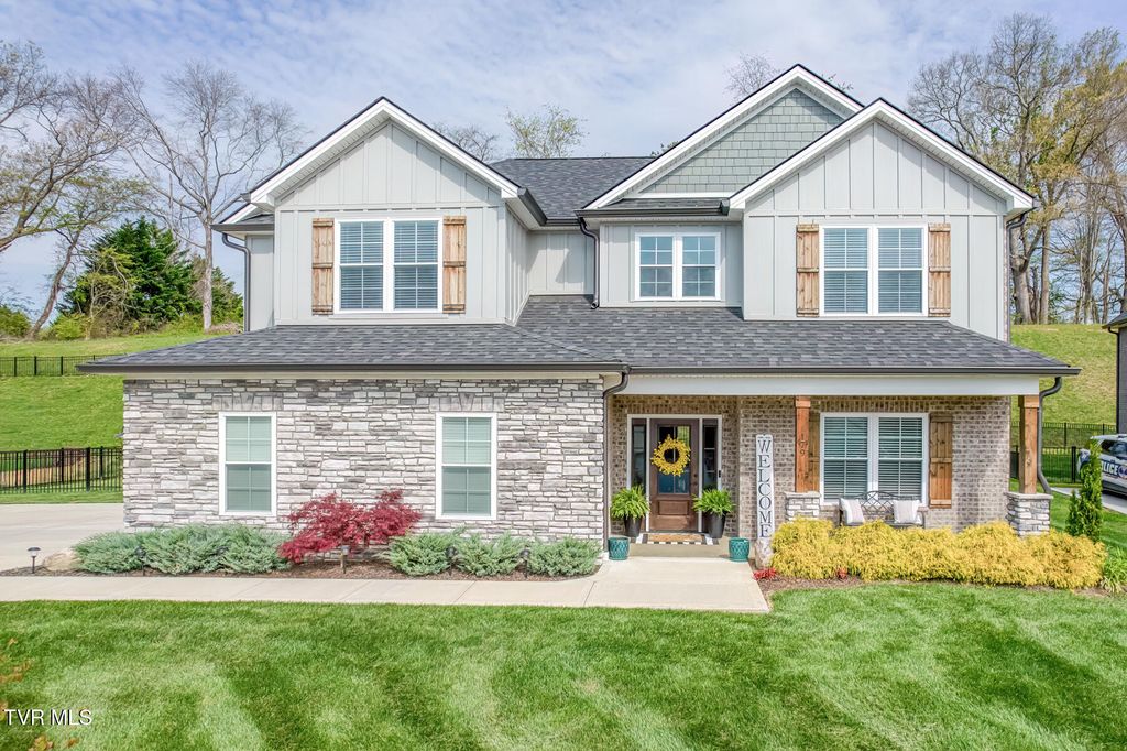 179 Tanners Cove, Johnson City, TN 37615