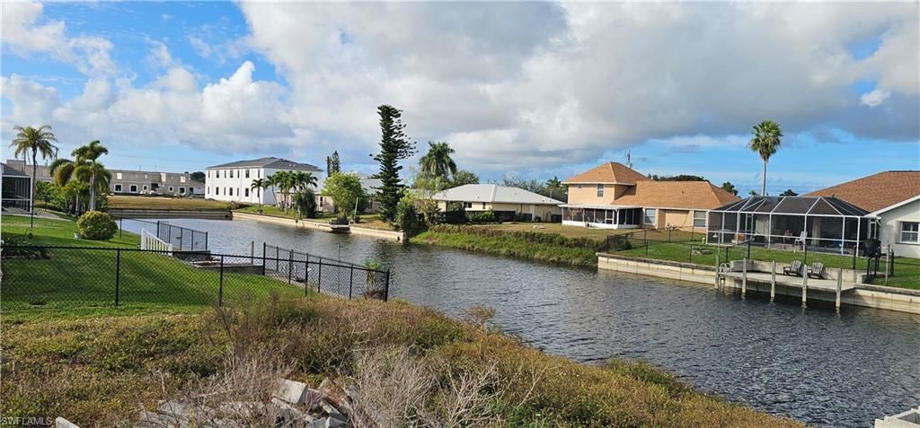 707 SW 35th TER, CAPE CORAL, FL 33914 — photo 4