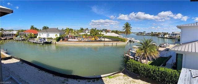 654 Bamboo Ct, Marco Island, FL 34145