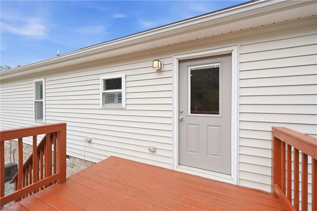 8504 Altavista Drive, Stokesdale, NC 27357