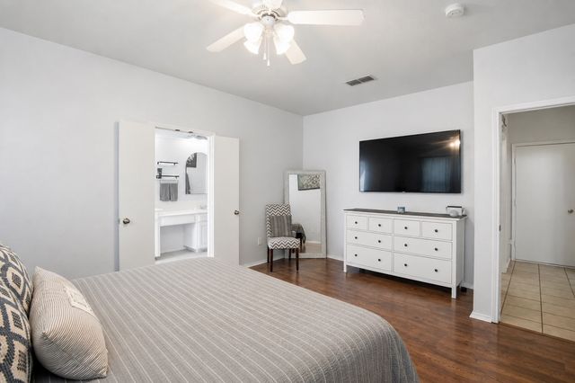613 Dorchester Lane, Mansfield, TX 76063