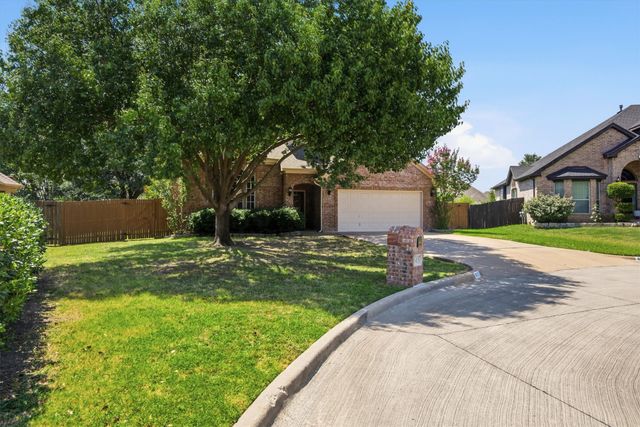 613 Dorchester Lane, Mansfield, TX 76063