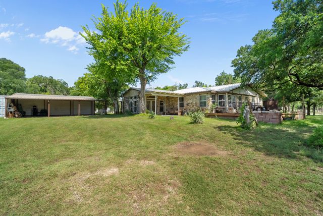 1300 Finney Drive, Weatherford, TX 76085