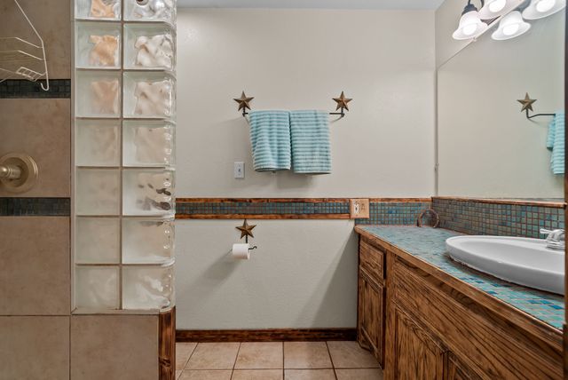1300 Finney Drive, Weatherford, TX 76085