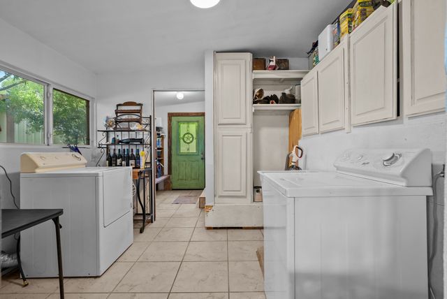 1300 Finney Drive, Weatherford, TX 76085