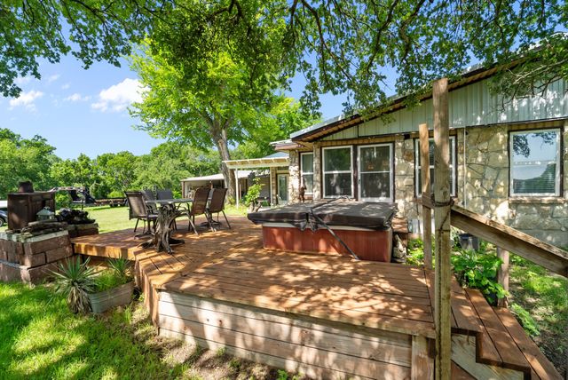 1300 Finney Drive, Weatherford, TX 76085