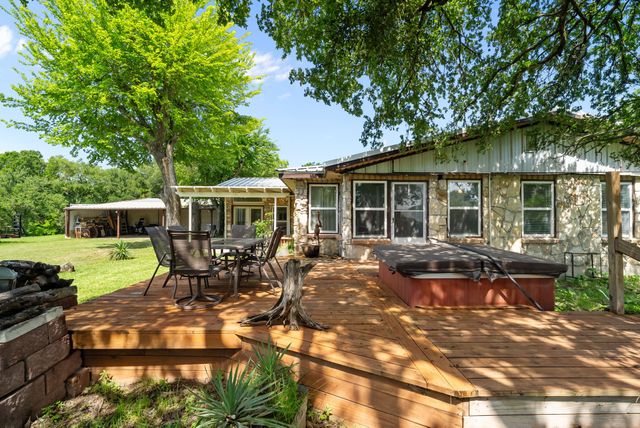 1300 Finney Drive, Weatherford, TX 76085