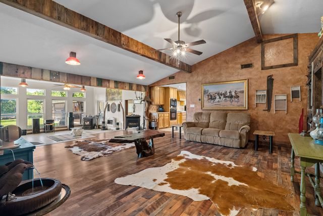 1300 Finney Drive, Weatherford, TX 76085
