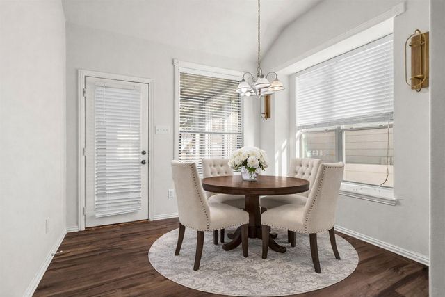 1008 Grey Fox Drive, Savannah, TX 76227