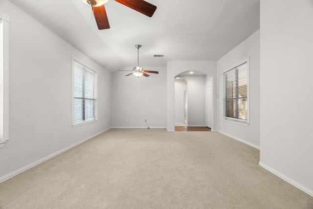 1008 Grey Fox Drive, Savannah, TX 76227