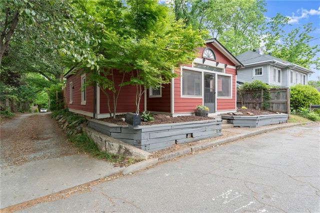 209 Hampshire Avenue, Decatur, GA 30030