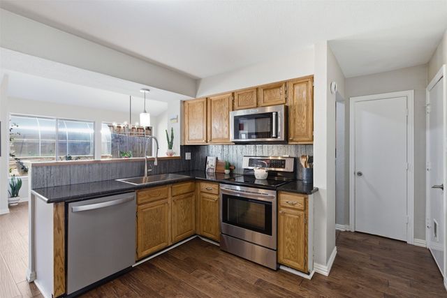 1012 Colony Street, Flower Mound, TX 75028