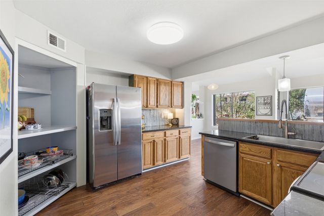 1012 Colony Street, Flower Mound, TX 75028