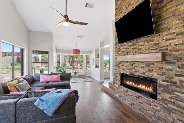 1012 Colony Street, Flower Mound, TX 75028