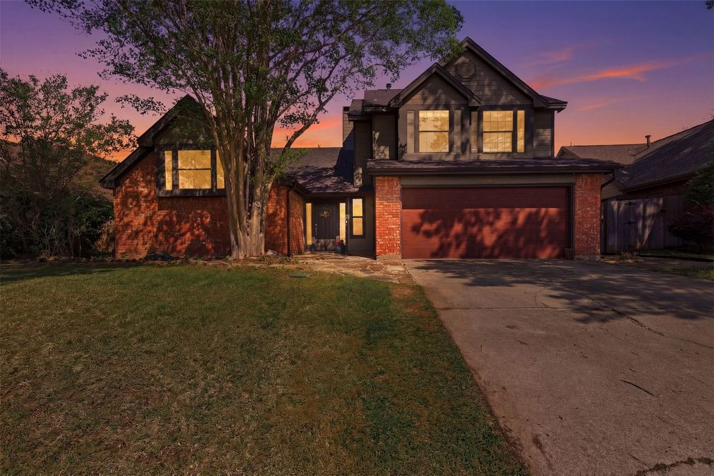 1012 Colony Street, Flower Mound, TX 75028