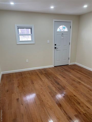 10481 165th Street, Jamaica, NY 11433