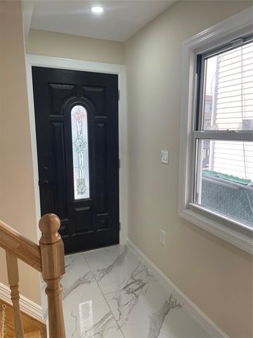 10481 165th Street, Jamaica, NY 11433