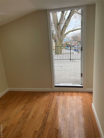 10481 165th Street, Jamaica, NY 11433