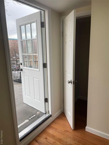 10481 165th Street, Jamaica, NY 11433