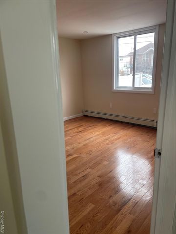 10481 165th Street, Jamaica, NY 11433