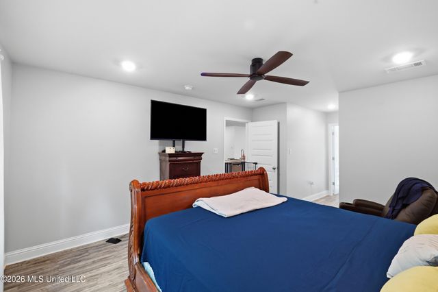 6575 Eastland Circle, Biloxi, MS 39532