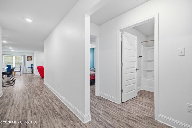 6575 Eastland Circle, Biloxi, MS 39532