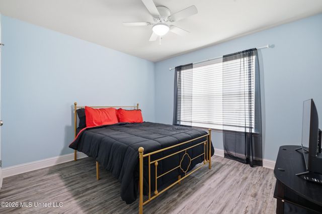 6575 Eastland Circle, Biloxi, MS 39532