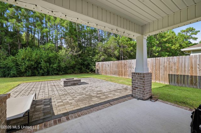 6575 Eastland Circle, Biloxi, MS 39532