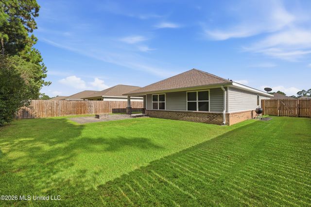6575 Eastland Circle, Biloxi, MS 39532
