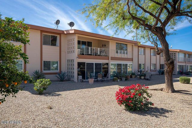 10820 N FAIRWAY Court W 218, Sun City, AZ 85351