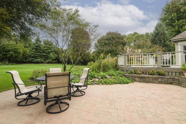 W347S9485 Jericho COURT, Eagle, WI 53119