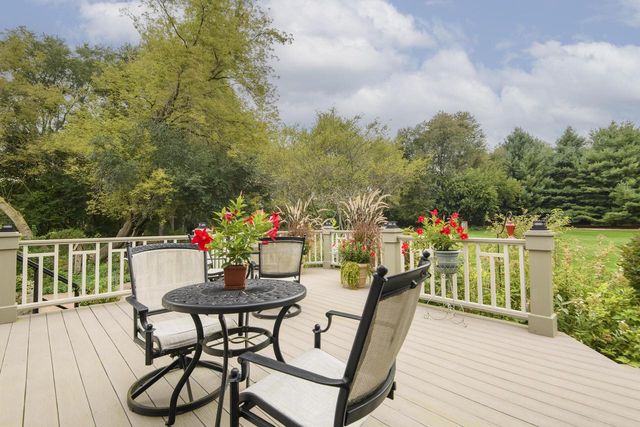 W347S9485 Jericho COURT, Eagle, WI 53119